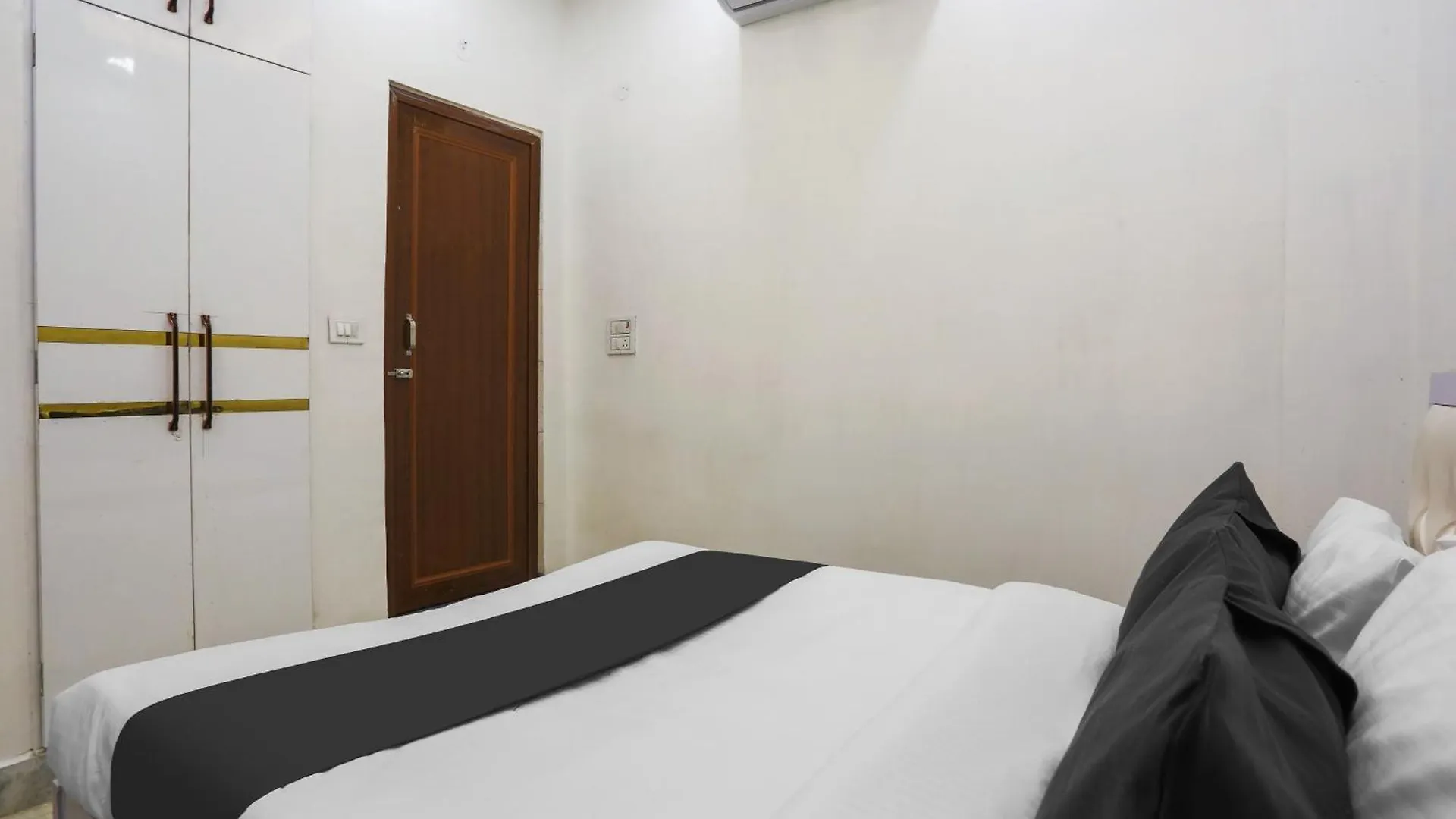Super Hotel O Golden Key Rohini Delhi   Delhi (National Capital Territory of India)